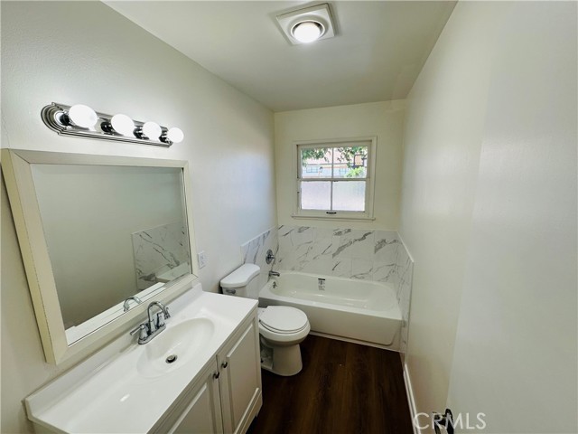 Detail Gallery Image 12 of 29 For 808 W Avenue J9, Lancaster,  CA 93534 - 3 Beds | 2 Baths