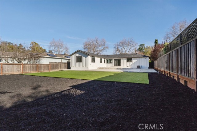 Image 32 of 36 For 60 Loma Vista