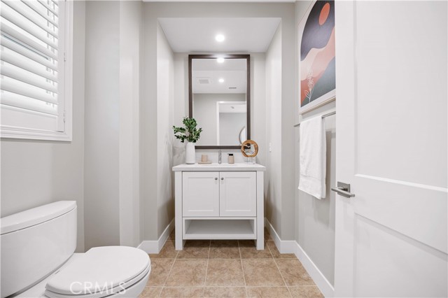 149 Fairgreen, Irvine CA: https://media.crmls.org/medias/c58d4d34-3031-417b-8eed-2ec72f3a5727.jpg