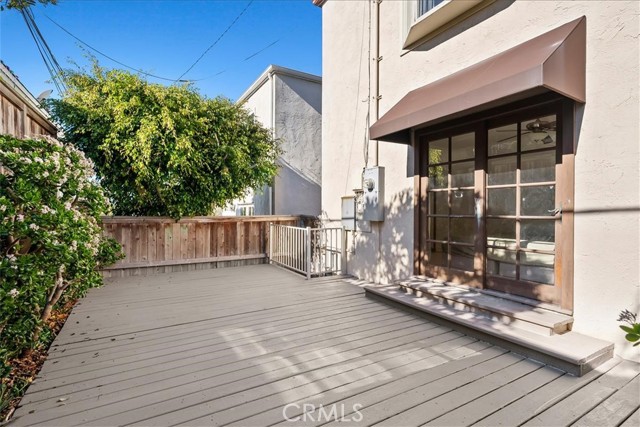 838 19th Street, Hermosa Beach, California 90254, 3 Bedrooms Bedrooms, ,2 BathroomsBathrooms,Residential,Sold,19th,SB21269402