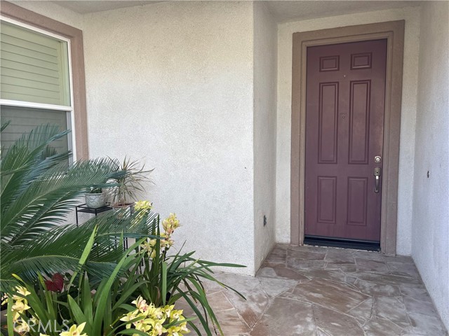 Detail Gallery Image 2 of 4 For 856 Jonliere, Corona,  CA 92882 - 5 Beds | 3 Baths