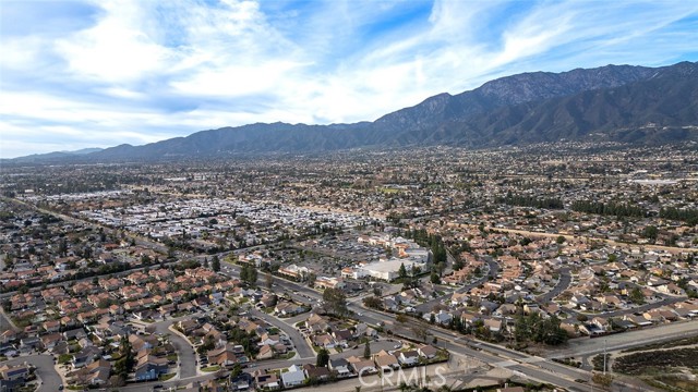Detail Gallery Image 39 of 40 For 7297 Meadowlark, Rancho Cucamonga,  CA 91701 - 4 Beds | 2 Baths