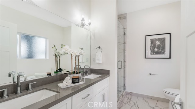 Detail Gallery Image 12 of 41 For 1819 Westholme Ave #1/2,  –,  CA 90025 - 3 Beds | 3/1 Baths