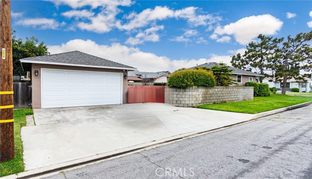 5666 Garypark Avenue, Arcadia CA: https://media.crmls.org/medias/c59101b8-1c74-40f5-a0b6-a97fdd2c2c55.jpg