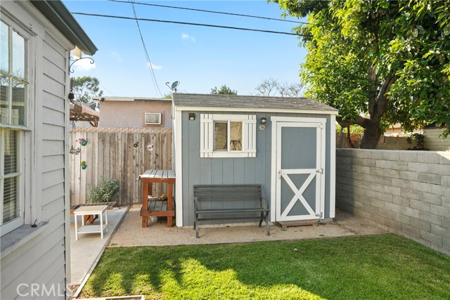 Detail Gallery Image 23 of 26 For 8465 San Carlos Ave, South Gate,  CA 90280 - 2 Beds | 1 Baths