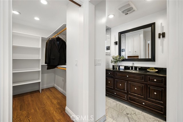 Detail Gallery Image 24 of 38 For 4757 Darien, Torrance,  CA 90503 - 4 Beds | 2 Baths