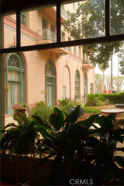 455 E Ocean Boulevard, Long Beach CA: https://media.crmls.org/medias/c5919f73-e2b2-45d5-b621-544a4a574c81.jpg