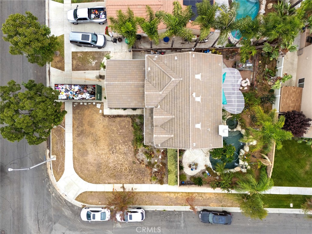 https://media.crmls.org/medias/c591ed68-78f7-4cec-a611-13af262c4700.jpg?preset=X-Large