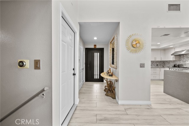 Detail Gallery Image 6 of 51 For 5156 Campo, Woodland Hills,  CA 91364 - 5 Beds | 4 Baths