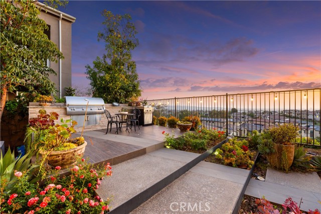 Image 44 of 63 For 545 Serrano Summit Drive