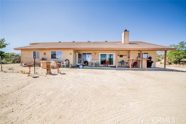 Detail Gallery Image 7 of 56 For 1990 Vista Rd, Pinon Hills,  CA 92371 - 3 Beds | 2 Baths