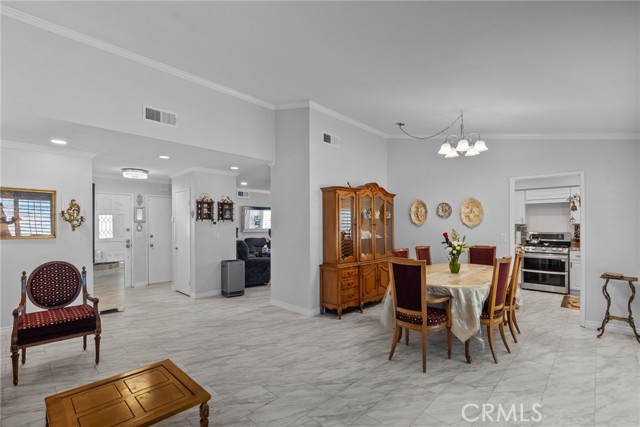Detail Gallery Image 9 of 37 For 25536 Old Course Way, Valencia,  CA 91355 - 3 Beds | 2 Baths