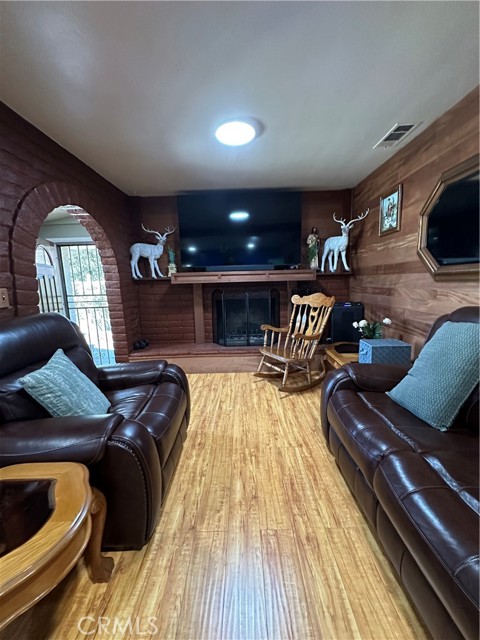 Front Image Thumbnail for CRIG26059709