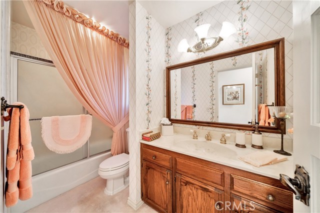 Detail Gallery Image 23 of 34 For 5504 E Crest De Ville Ave, Orange,  CA 92867 - 3 Beds | 2/1 Baths