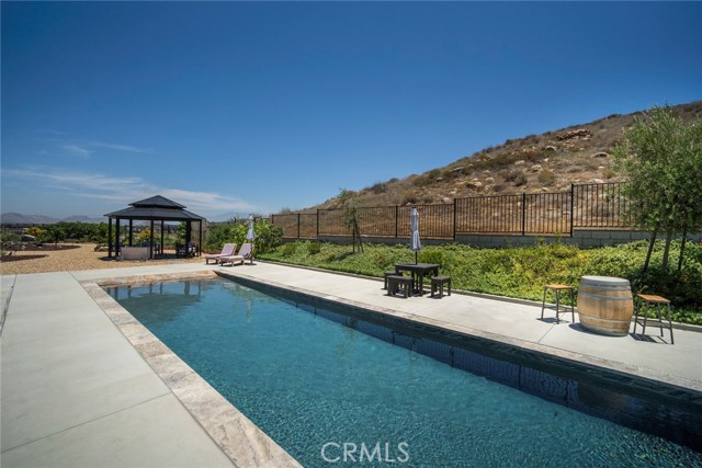 27834 Via Santa Catarina, Menifee CA: https://media.crmls.org/medias/c59606a6-509e-4b93-8859-5bd90a90b19b.jpg