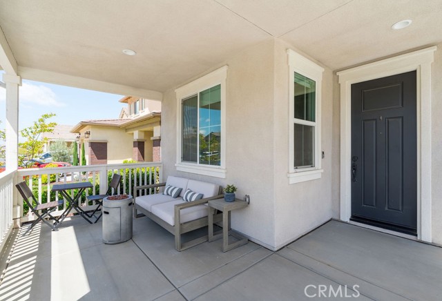 Detail Gallery Image 3 of 46 For 32166 Verbena Way, Temecula,  CA 92591 - 5 Beds | 3/1 Baths