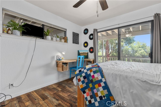 9555 Santa Cruz Road, Atascadero CA: https://media.crmls.org/medias/c5982bd3-16d3-40db-8557-e6aaaacb3d97.jpg