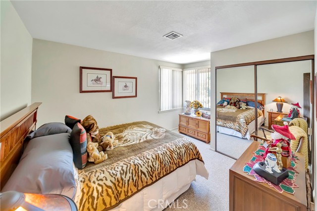Detail Gallery Image 46 of 74 For 433 Fairway Dr, Palmdale,  CA 93551 - 5 Beds | 3/1 Baths