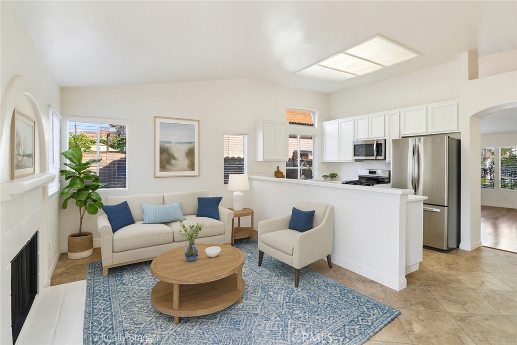 8054 Los Sabalos Street - photo 5