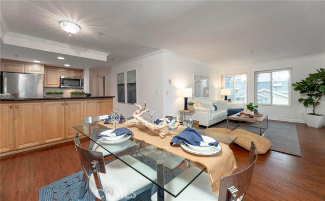 200 Catalina Avenue, Redondo Beach, California 90277, 1 Bedroom Bedrooms, ,1 BathroomBathrooms,Residential,Sold,Catalina,SB23228886
