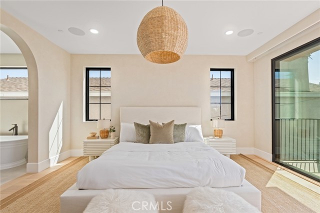 506 12th, Huntington Beach CA: https://media.crmls.org/medias/c599dda8-0ba3-41e7-a954-27c0f9150070.jpg