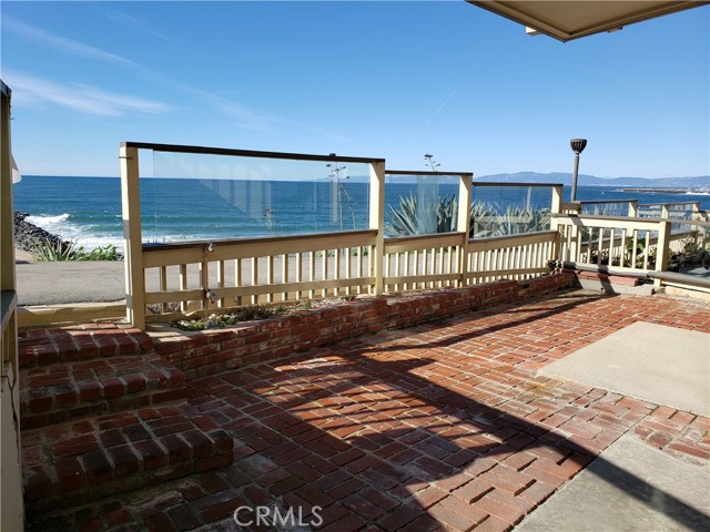 625 Esplanade, Redondo Beach, California 90277, 1 Bedroom Bedrooms, ,1 BathroomBathrooms,Residential,For Sale,Esplanade,SB23226251