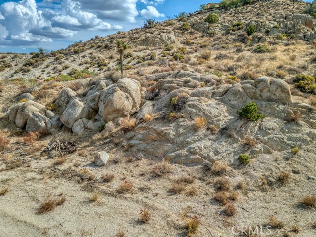 Detail Gallery Image 57 of 62 For 57045 Plaza Del Amigo, Yucca Valley,  CA 92284 - 3 Beds | 3/1 Baths