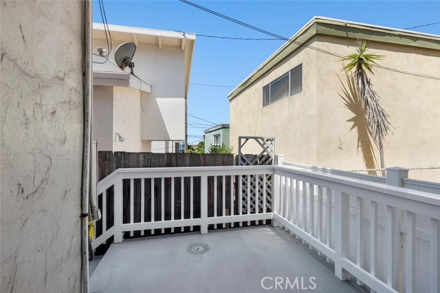225 42nd Street, Manhattan Beach CA: https://media.crmls.org/medias/c59b0bb4-b0f4-457e-8058-e46941a50b3f.jpg