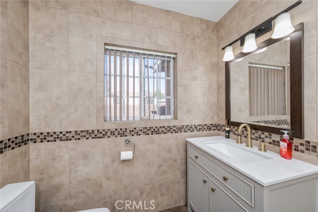 Detail Gallery Image 16 of 39 For 814 Kellogg, Glendale,  CA 91202 - 3 Beds | 2 Baths