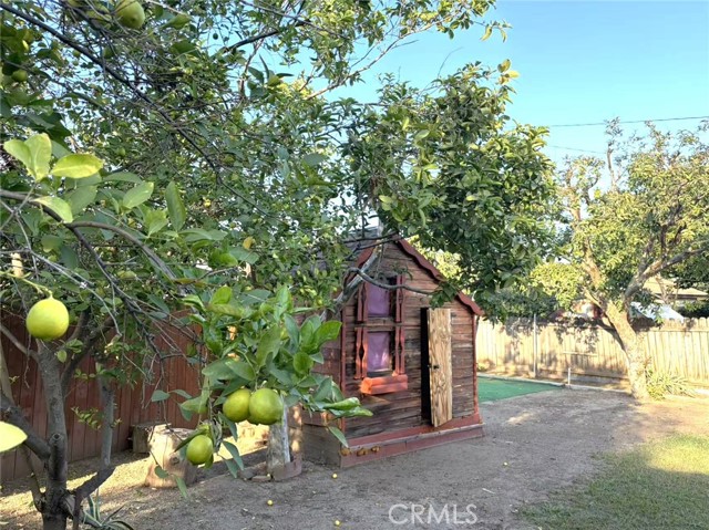 Detail Gallery Image 17 of 17 For 1909 E Walnut Creek, West Covina,  CA 91791 - 4 Beds | 2 Baths