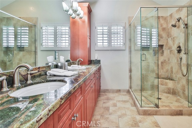 Main Primary Bathroom