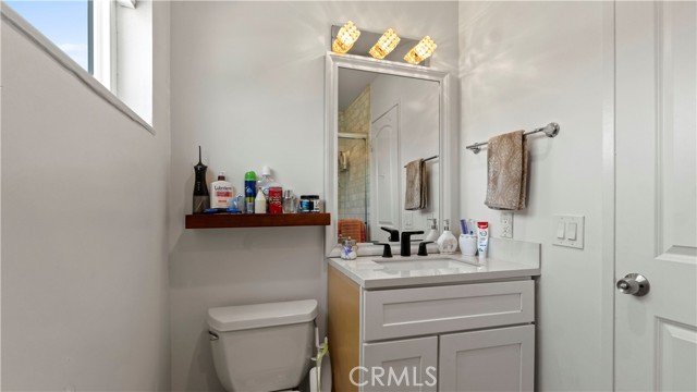 6692 Palma Circle, Yorba Linda CA: https://media.crmls.org/medias/c59cbe24-443b-4cf8-82d2-a1c7b783d683.jpg