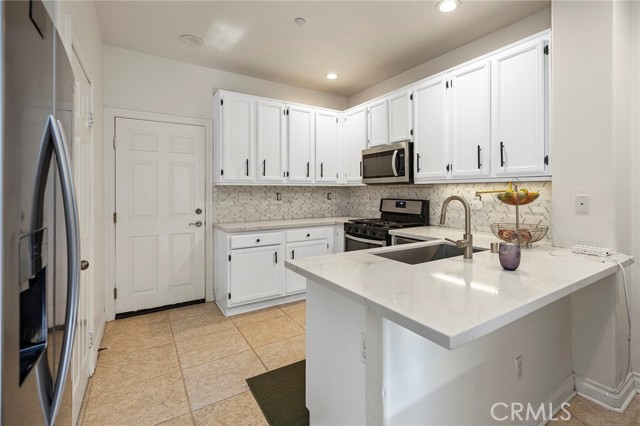 Image 9 of 37 For 41945 Davenport Way D