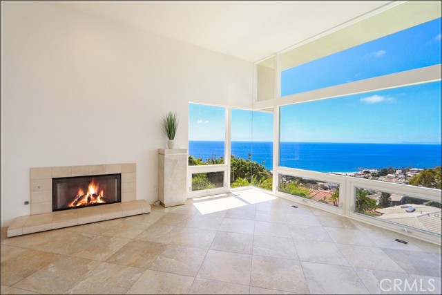 Detail Gallery Image 12 of 43 For 1284 Coronado Dr, Laguna Beach,  CA 92651 - 3 Beds | 2/1 Baths
