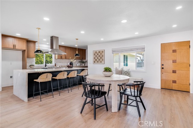 Detail Gallery Image 7 of 25 For 1608 Elm, Costa Mesa,  CA 92626 - 4 Beds | 2 Baths