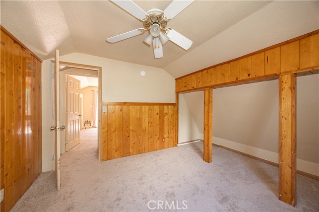 809 San Bernardino Avenue, Sugarloaf CA: https://media.crmls.org/medias/c59eb200-ff53-4a4c-bd9b-2e877712bcff.jpg