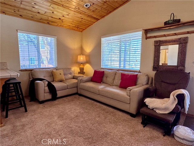 2136 3rd Lane, Big Bear City CA: https://media.crmls.org/medias/c59ed42c-e867-41d3-ad69-d590c0dd68b9.jpg