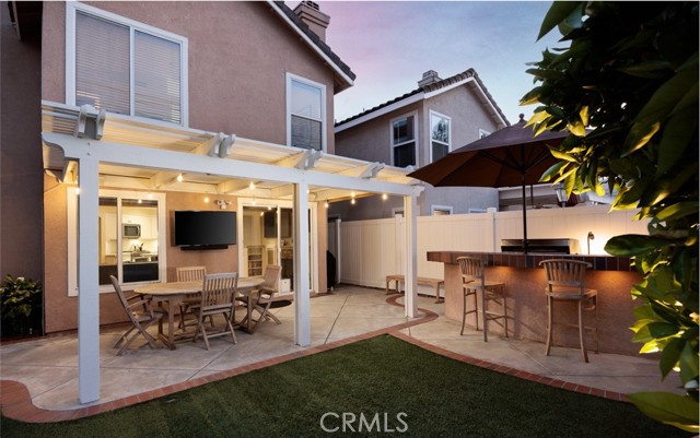 Detail Gallery Image 3 of 34 For 13882 Berrington Ct, North Tustin,  CA 92705 - 3 Beds | 2/1 Baths