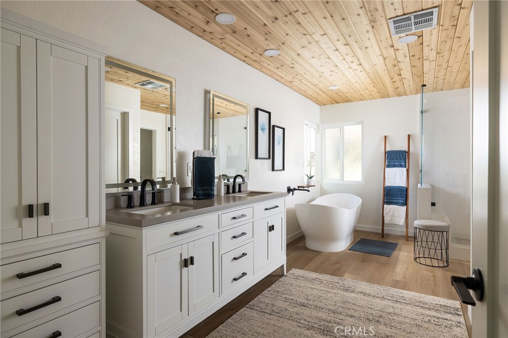 MLS #OC25255509 image #18