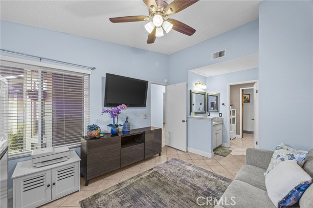 Detail Gallery Image 20 of 43 For 860 Tangerine, Corona,  CA 92879 - 2 Beds | 1 Baths