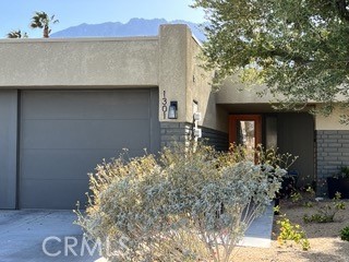 Detail Gallery Image 1 of 1 For 1301 Sunflower Cir #1,  Palm Springs,  CA 92262 - 2 Beds | 1 Baths