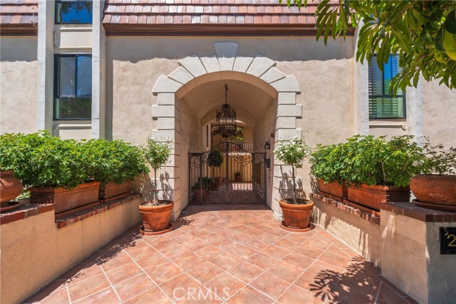 2525 Via Campesina, Palos Verdes Estates CA: https://media.crmls.org/medias/c5a15e71-be70-461a-a53d-01d35f11338a.jpg