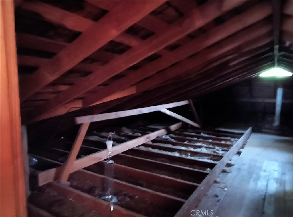 https://media.crmls.org/medias/c5a1b918-121d-434d-905f-def0f084655c.jpg?preset=X-Large