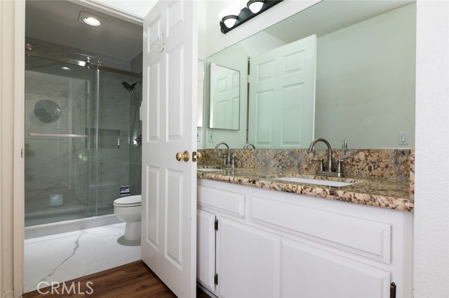 2930 Montrose Avenue, La Crescenta CA: https://media.crmls.org/medias/c5a1f003-ce08-4f8f-b798-aae675fbce4e.jpg