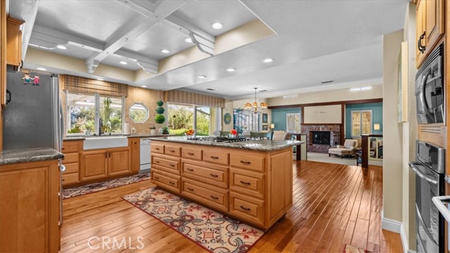 Detail Gallery Image 10 of 35 For 1304 Farrand Rd, Fallbrook,  CA 92028 - 4 Beds | 3 Baths