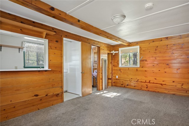 Detail Gallery Image 12 of 18 For 32930 Rim of the World, Running Springs,  CA 92382 - 2 Beds | 2 Baths