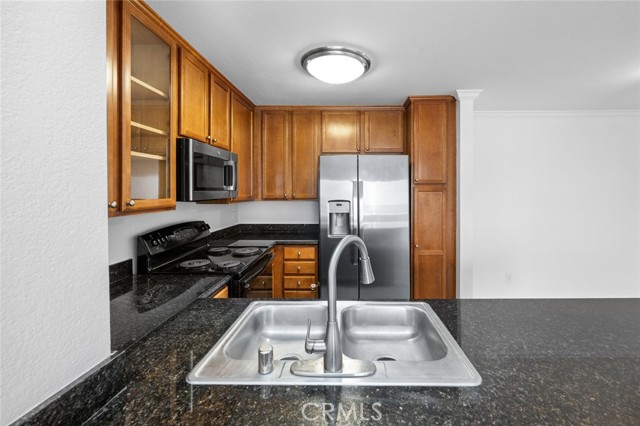 1995 Las Colinas Circle, Corona CA: https://media.crmls.org/medias/c5a5a4de-54ca-4684-a247-fcf17c248b4a.jpg