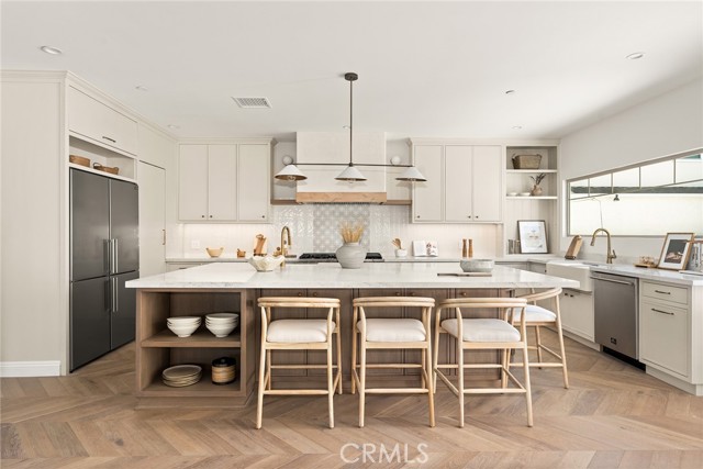 Front Image Thumbnail for CRAR26055874