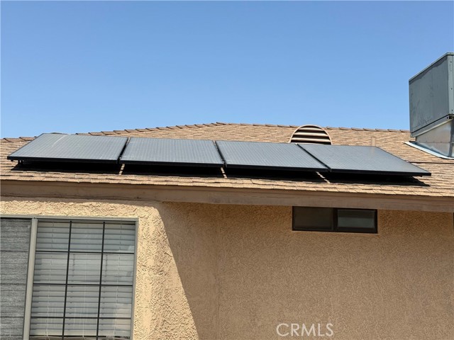 21275 Pocomoke Court, Apple Valley CA: https://media.crmls.org/medias/c5a7e0b4-8897-4167-8ad8-0e82c2bbebd3.jpg