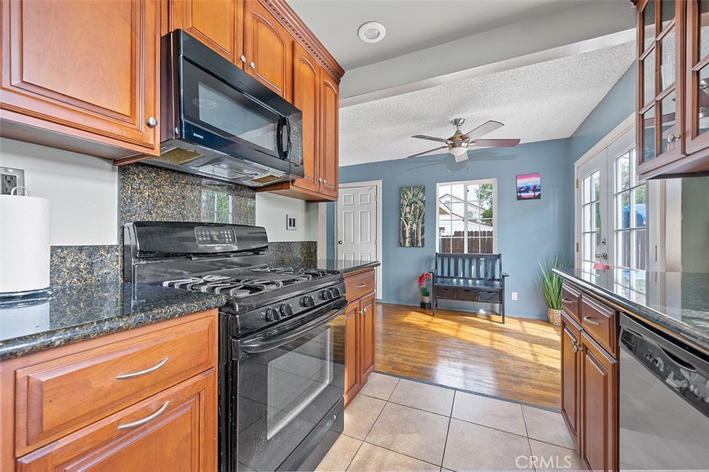 224 E Fernfield Drive